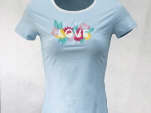 Playera Love Bordado