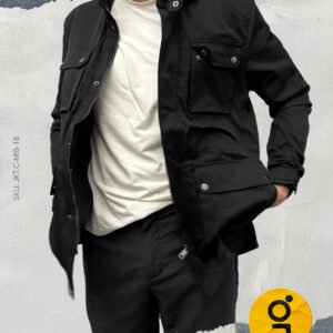 Cazadora estilo militar